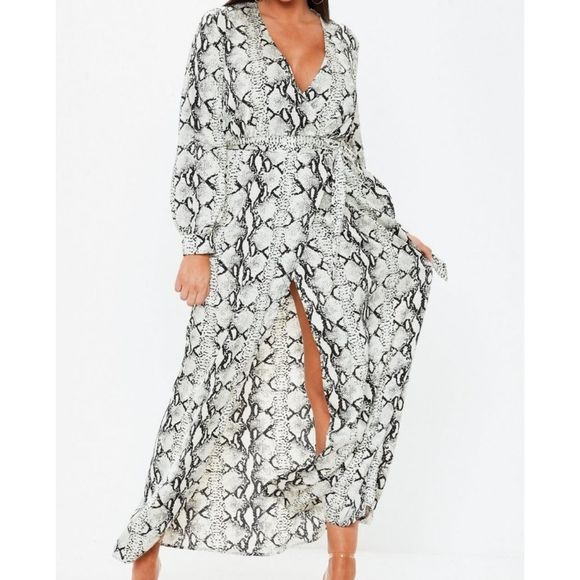 Missguided Plus long sleeve maxi dress in snake - Picture 8 of 11